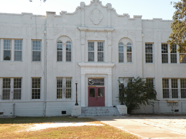 400 N 2nd St