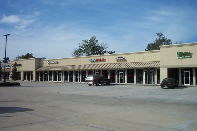 1950 Manhattan Blvd.