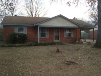 3155 Mayfair Dr