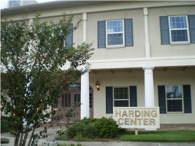 1018 Harding St