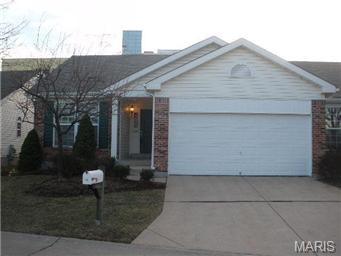521 Coventry Trail Ln