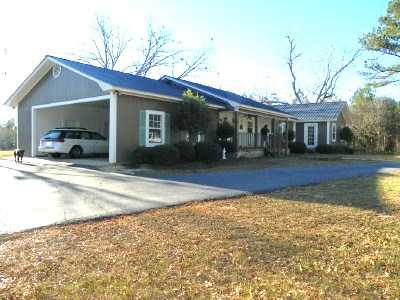 875 Graves Rd