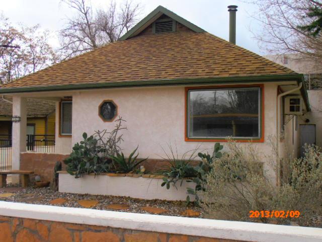 748 N Main St