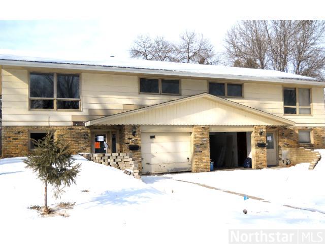 1060 Jackson St S Aka 10561060 Jackson St S