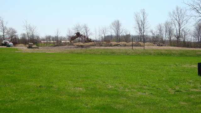 633-637 W US Highway 40