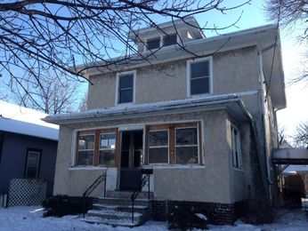 745 Mill St