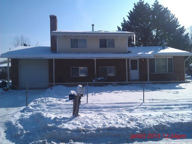 1669 West Camelot Drive
