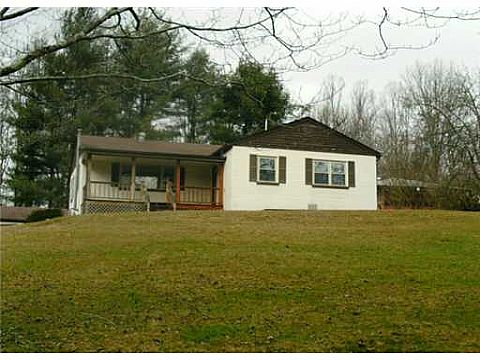 102 Poplar Dr