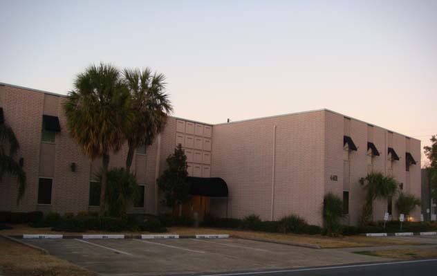 4401 N. I-10 Service Road