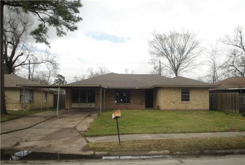 8917 Chatwood Dr