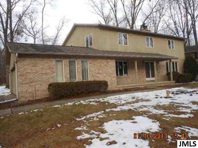 3634 Sassafras Dr