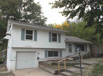 8808 W 89th Street