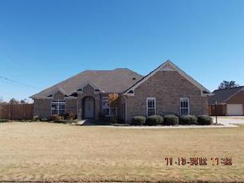 16992 Cumberland Dr