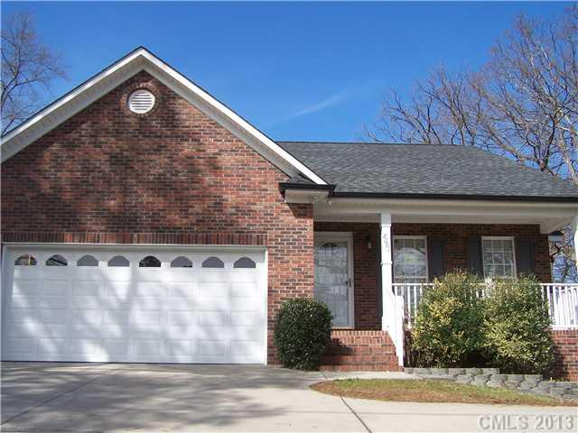2061 Centergrove Rd