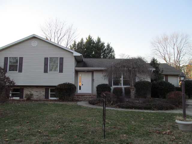 950 Westview Ter