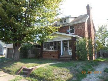 2554 Fletcher Ave NE