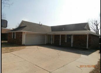 1220 E 140th Pl