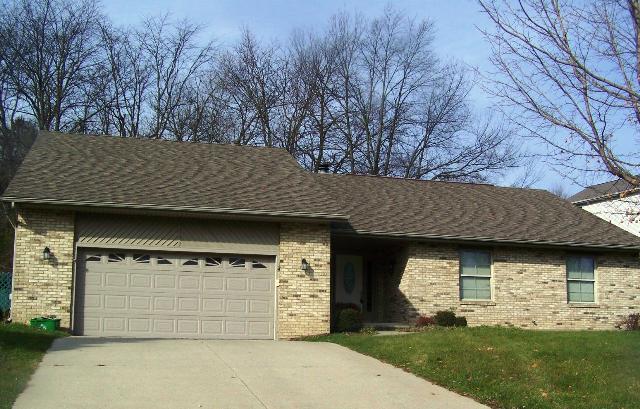 1260 Maple Leaf Court