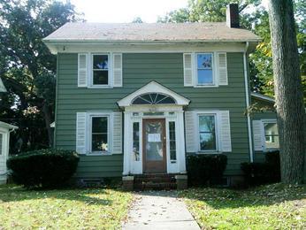 1 Lindbergh Pl