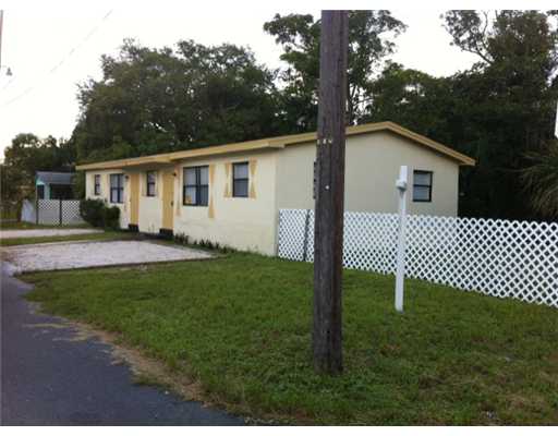 15 NW 14TH AV