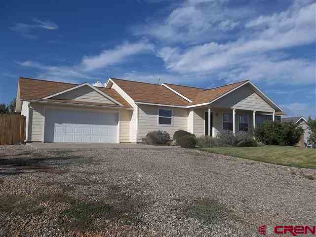 230 Knolls Cir