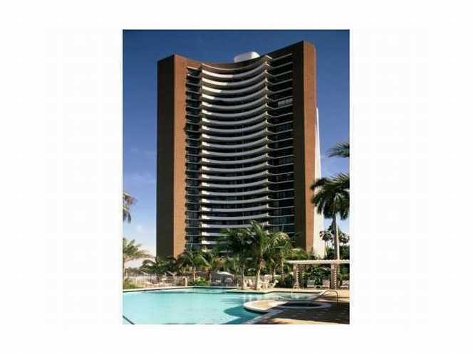 720 NE 69 ST # 6S