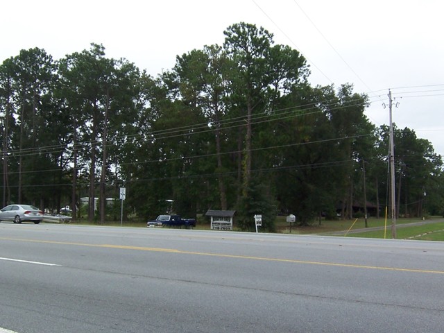 407 W US HWY 80