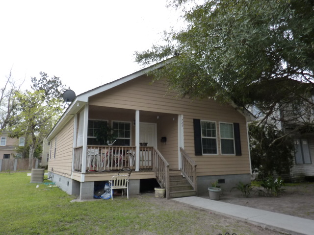725 & 727 E 34th Street