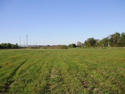 275 I-310 Service Road