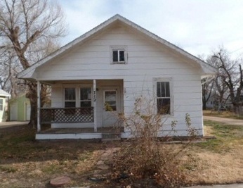 712 N 7th St
