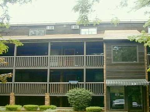 492 E Street Unit B33