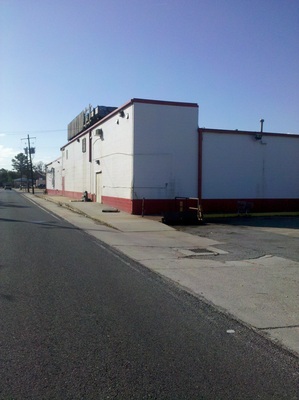 220 N. Alexander ( Hwy. 1 )