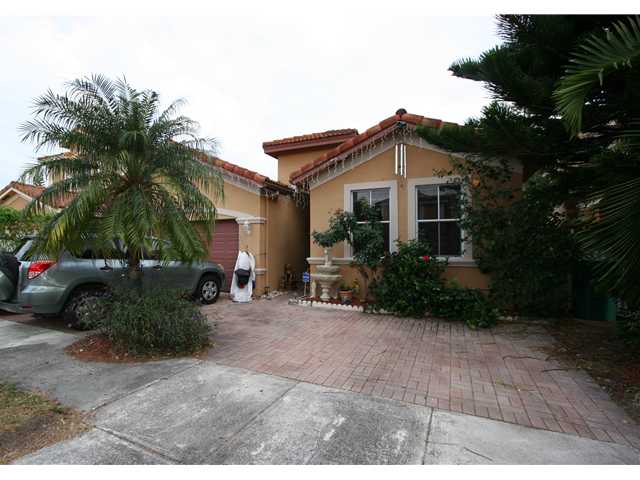 811 NW 131 AV