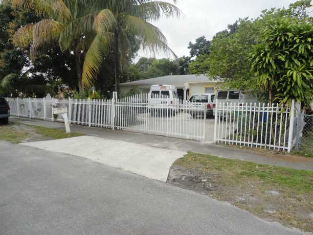 13310 NW 17 CT