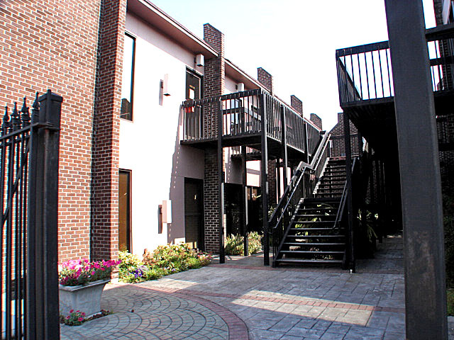 600 MAIN STREET