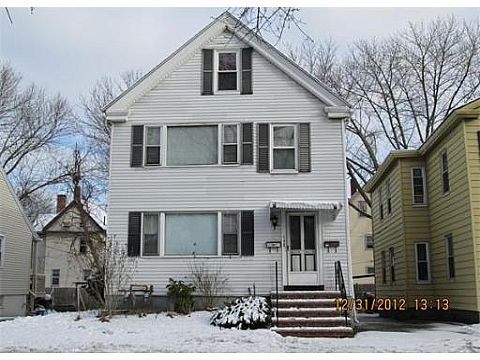 148 Weir St