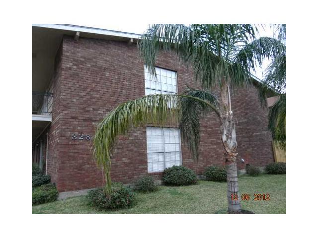 828 Vouray Dr Apt D