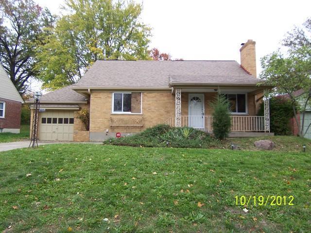 2737 Robers Ave