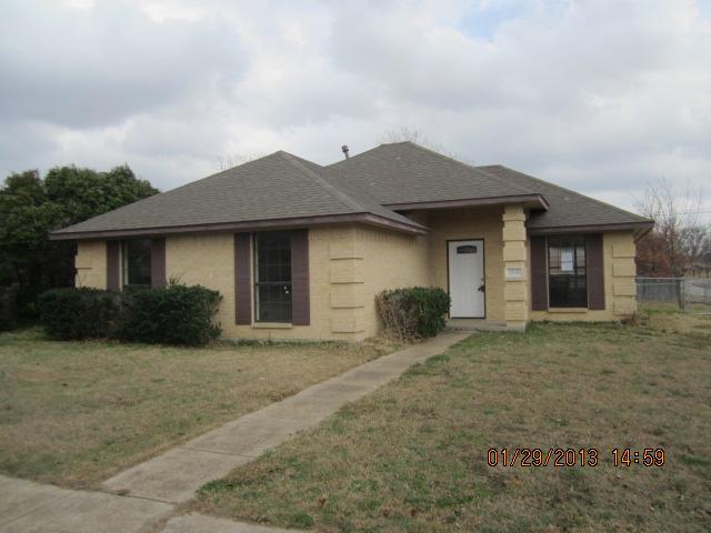 1100 Irene Dr