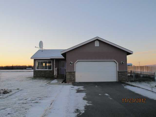 341 N Angus Loop