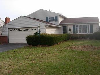 2272 Angel Ave