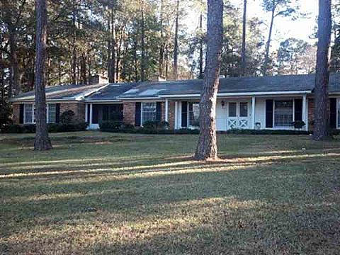 1007 Lucy St