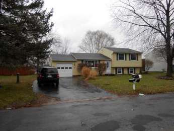 3690 Buttercup Ln