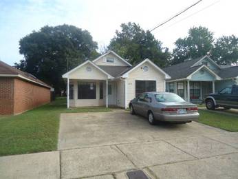 3825 Hudson Ct