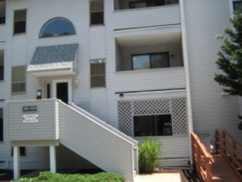 1201 Governor Cir