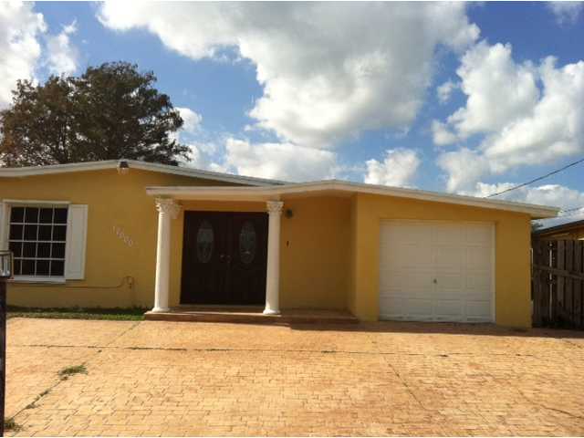 17000 NW 86 AV