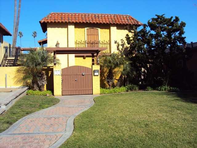 4950 Coronado Ave