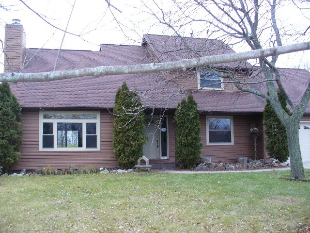 1124 Stonebridge Dr