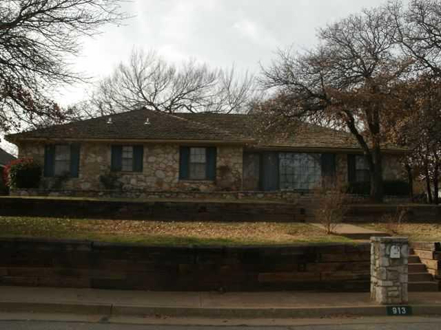 913 Marston Dr