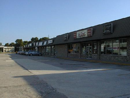 2066 Woodmere Blvd.